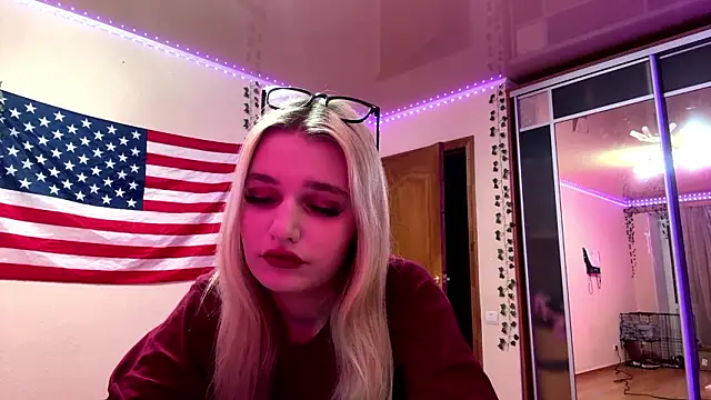 Snapshot of MiaBerlateen chatting on 2, 3, 2026 MiaBerlateen online show from 2, 3, 2026