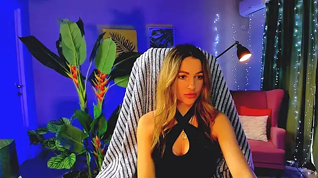 Snapshot of KrisWillis chatting on 12, 2, 2026 KrisWillis online show from 12, 2, 2026