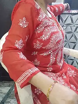 Snapshot of SexybeboX chatting on 21, 4, 2026 SexybeboX online show from 21, 4, 2026