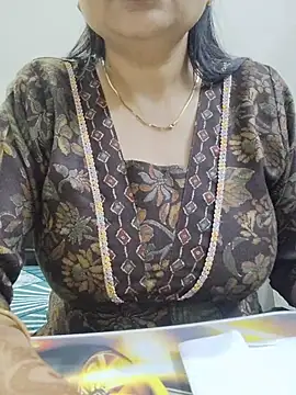 Snapshot of SexybeboX chatting on 6, 2, 2026 SexybeboX online show from 6, 2, 2026