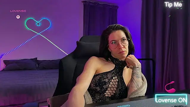 Snapshot of Katy_Kar chatting on 7, 2, 2026 Katy Kar online show from 7, 2, 2026