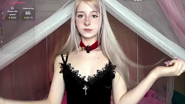 Snapshot of EvaQT chatting on 19, 2, 2026 EvaQT online show from 19, 2, 2026