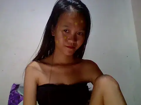 Yourlilpinayy online show from 9, 4, 2026