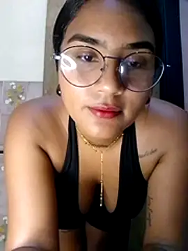 Snapshot of Zoe_Renata chatting on 12, 7, 2026 Zoe Renata online show from 12, 7, 2026