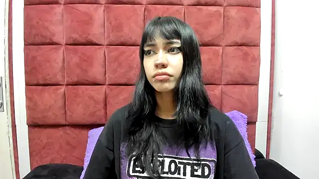 DAKOTALUCIFENA online show from 28, 2, 2026