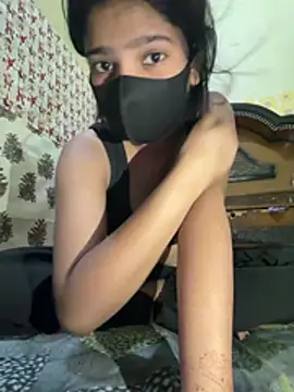 Cutedesigirl online show from 7, 5, 2026