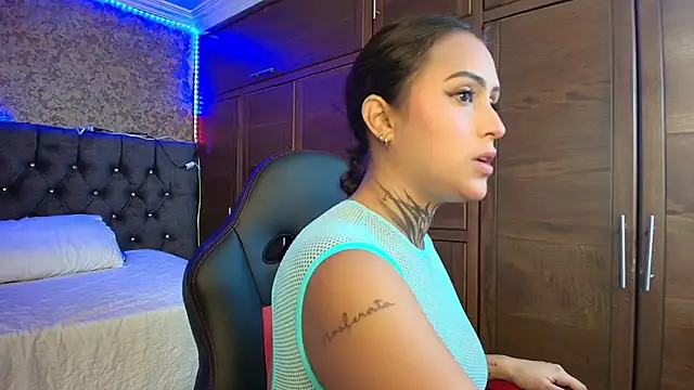 sarah escobarr online show from 12, 2, 2026