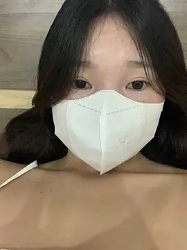 Rin-yiyi online show from 3, 3, 2026