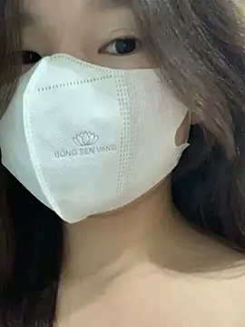 Rin-yiyi online show from 11, 2, 2026