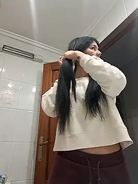 Snapshot of ZeforAitanna chatting on 28, 2, 2026 ZeforAitanna online show from 28, 2, 2026