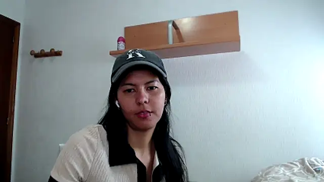 ZeforAitanna online show from 13, 4, 2026