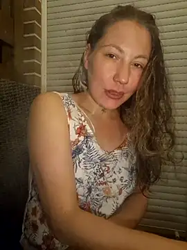 Lolahottele online show from 30, 6, 2026