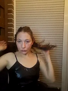 Lolahottele online show from 16, 6, 2026