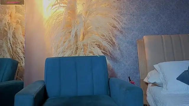 katt souza1 online show from 7, 5, 2026
