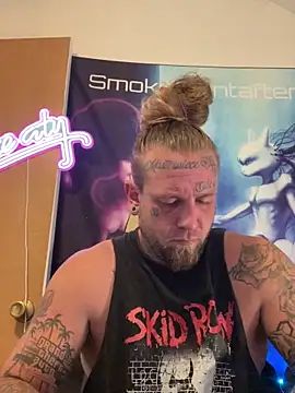 Snapshot of Smokebluntafterblunt chatting on 19, 6, 2026 Smokebluntafterblunt online show from 19, 6, 2026