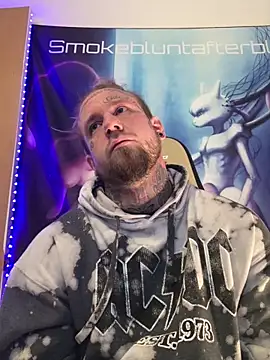 Smokebluntafterblunt online show from 10, 2, 2026