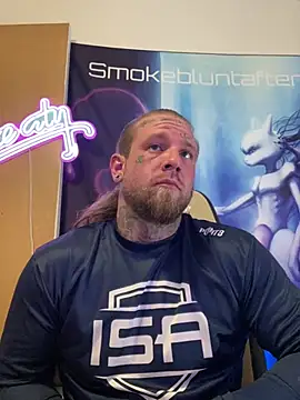 Snapshot of Smokebluntafterblunt chatting on 24, 6, 2026 Smokebluntafterblunt online show from 24, 6, 2026