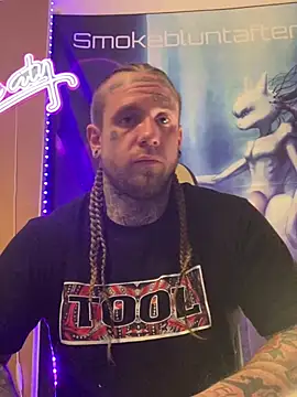 Smokebluntafterblunt online show from 10, 4, 2026