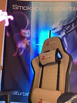 Smokebluntafterblunt online show from 14, 3, 2026