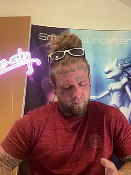Smokebluntafterblunt online show from 2, 6, 2026