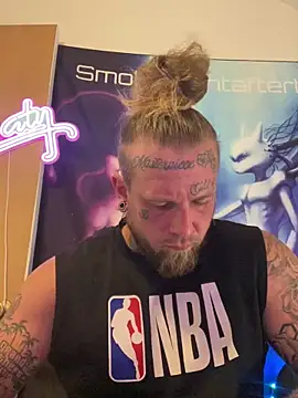Snapshot of Smokebluntafterblunt chatting on 15, 6, 2026 Smokebluntafterblunt online show from 15, 6, 2026