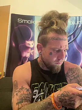 Smokebluntafterblunt online show from 11, 5, 2026