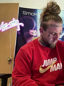 Smokebluntafterblunt online show from 20, 5, 2026