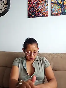 Camila Lopez1 online show from 13, 3, 2026