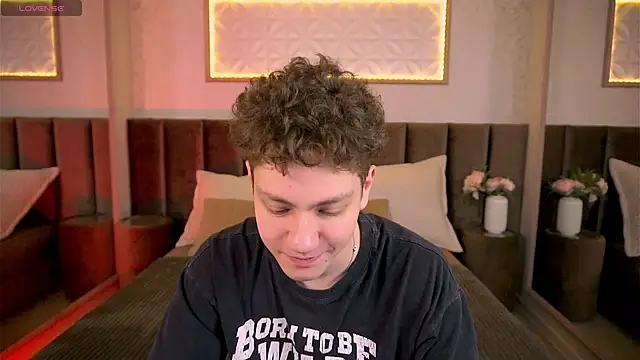 Snapshot of StefanBev chatting on 18, 2, 2026 StefanBev online show from 18, 2, 2026