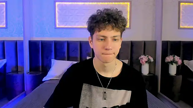 Snapshot of StefanBev chatting on 26, 2, 2026 StefanBev online show from 26, 2, 2026