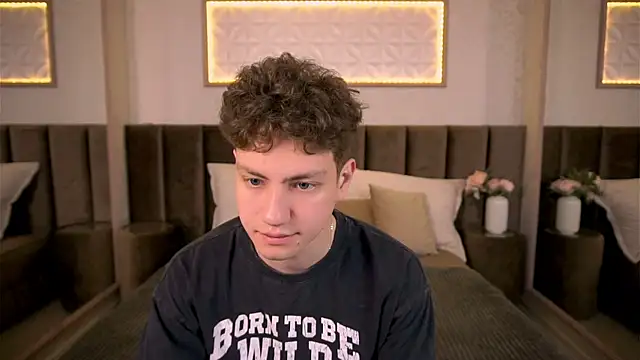 Snapshot of StefanBev chatting on 13, 2, 2026 StefanBev online show from 13, 2, 2026