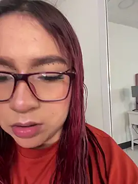 Snapshot of Wen_01 chatting on 6, 4, 2026 Wen 01 online show from 6, 4, 2026