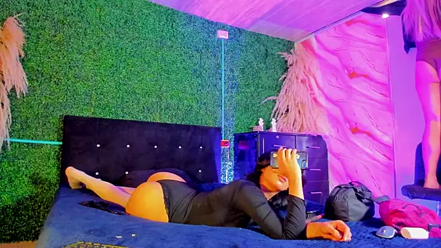 Snapshot of sophia_storm01 chatting on 16, 2, 2026 sophia storm01 online show from 16, 2, 2026