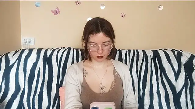 LanitaHemple online show from 20, 4, 2026