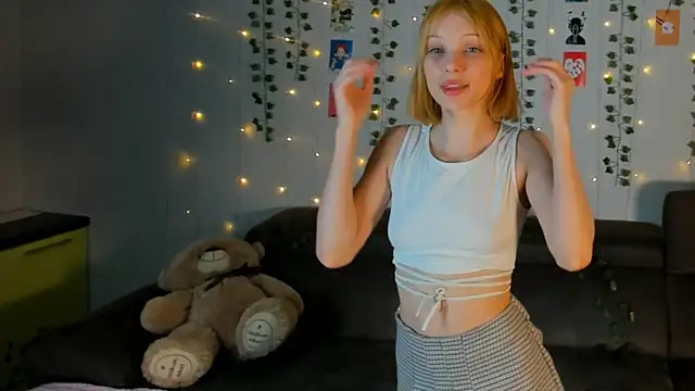 Kiracute18 online show from 24, 3, 2026