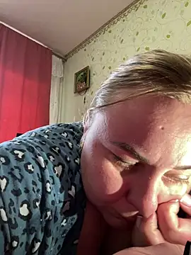 Mommy-girl-Lola online show from 8, 4, 2026