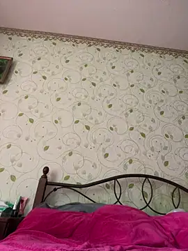 Mommy-girl-Lola online show from 11, 4, 2026