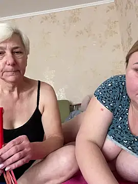 Mommy-girl-Lola online show from 16, 2, 2026