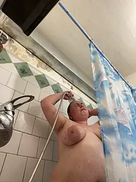 Mommy-girl-Lola online show from 24, 3, 2026