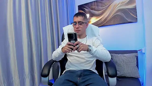 Tommas Jhonson online show from 2, 4, 2026