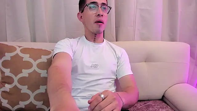 Tommas Jhonson online show from 17, 2, 2026