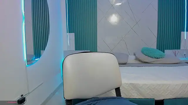 Shantall-blue online show from 11, 2, 2026