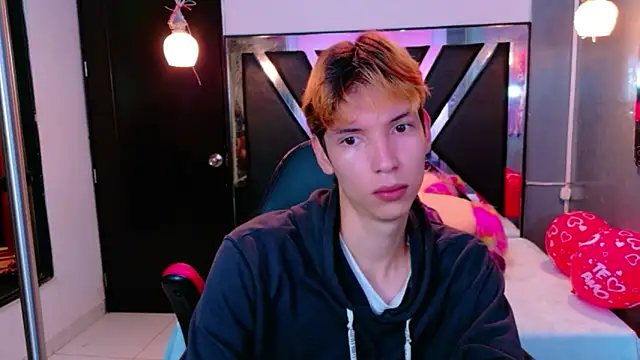 Snapshot of Liam_Green1 chatting on 14, 2, 2026 Liam Green1 online show from 14, 2, 2026