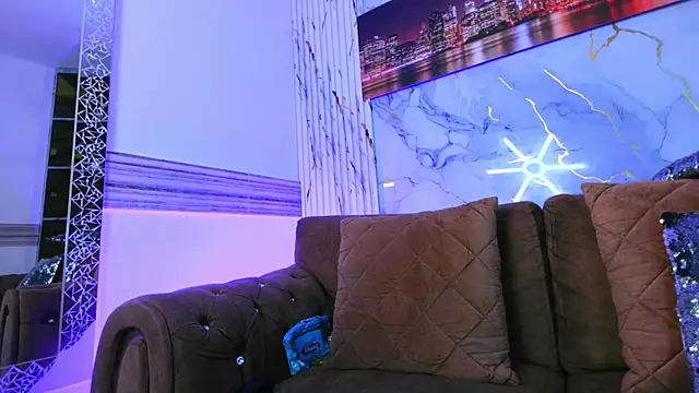 Thiana Rogers online show from 16, 3, 2026