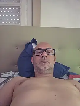 Snapshot of pareja47 chatting on 17, 6, 2026 pareja47 online show from 17, 6, 2026
