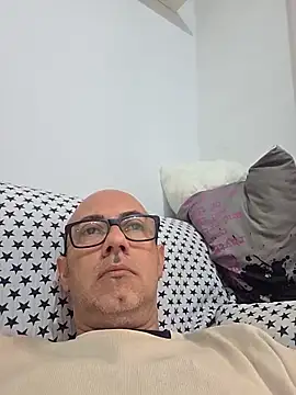 pareja47 online show from 5, 5, 2026