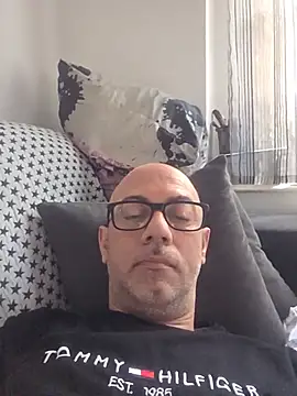 pareja47 online show from 2, 6, 2026