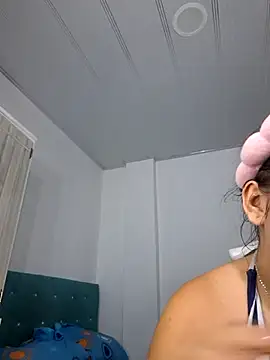 Wild lilhyy online show from 30, 5, 2026