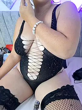 Wild lilhyy online show from 17, 5, 2026
