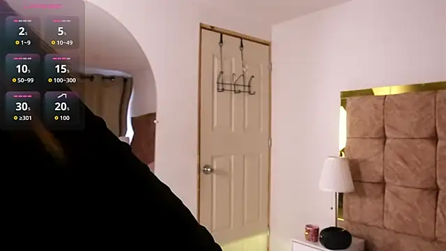 EmmaClark   online show from 13, 4, 2026